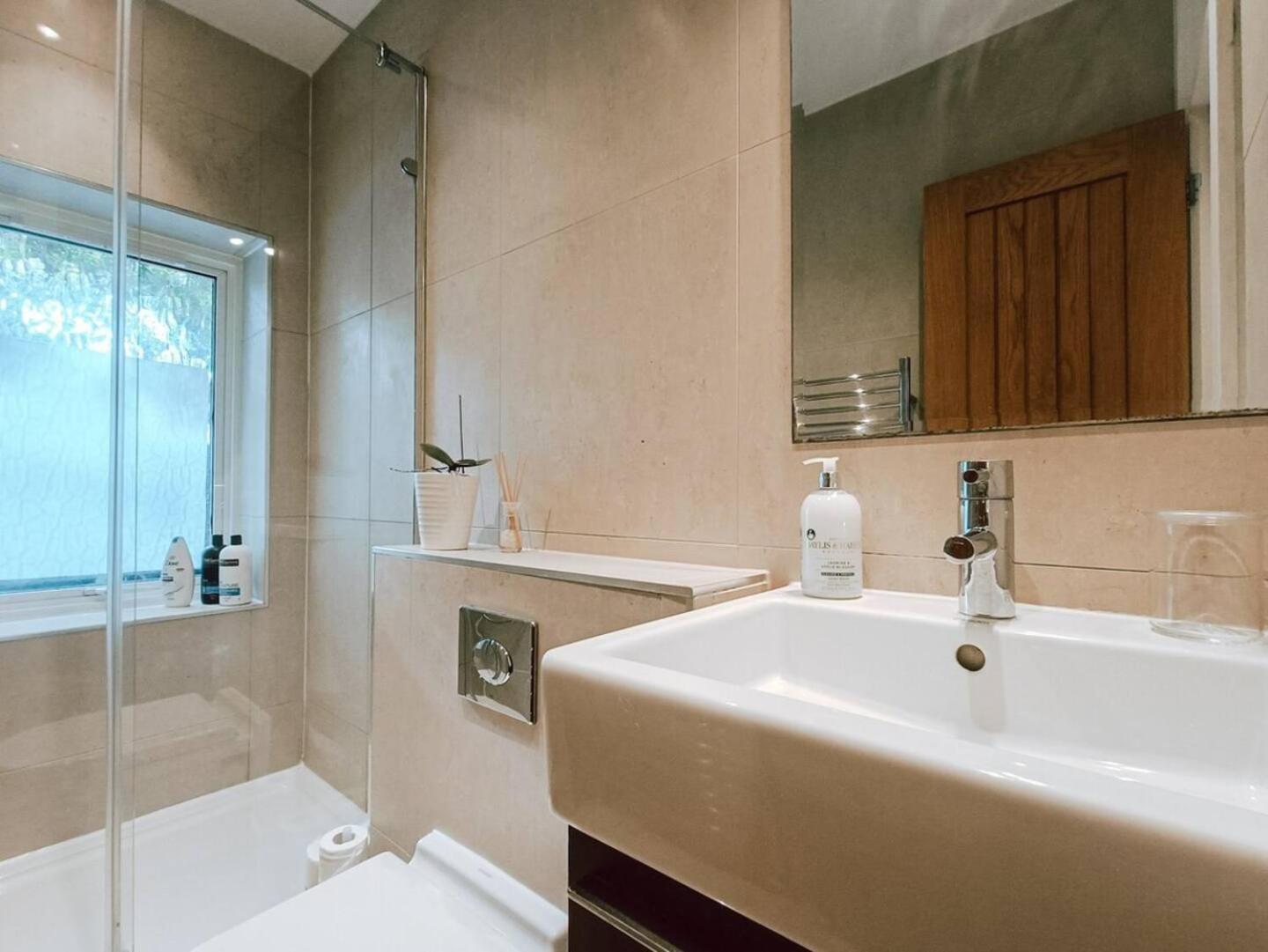 The Sandy Studio Flat In Petersham Strawberry Hill エクステリア 写真